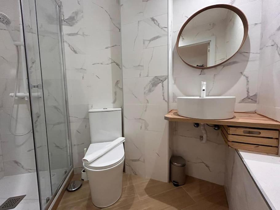 Ideal Studio In Cuatro Caminos - Guipuzcoa Madrid Buitenkant foto