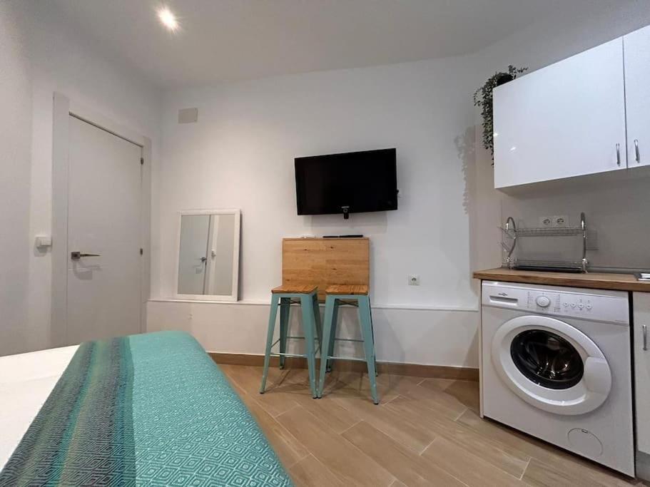 Ideal Studio In Cuatro Caminos - Guipuzcoa Madrid Buitenkant foto