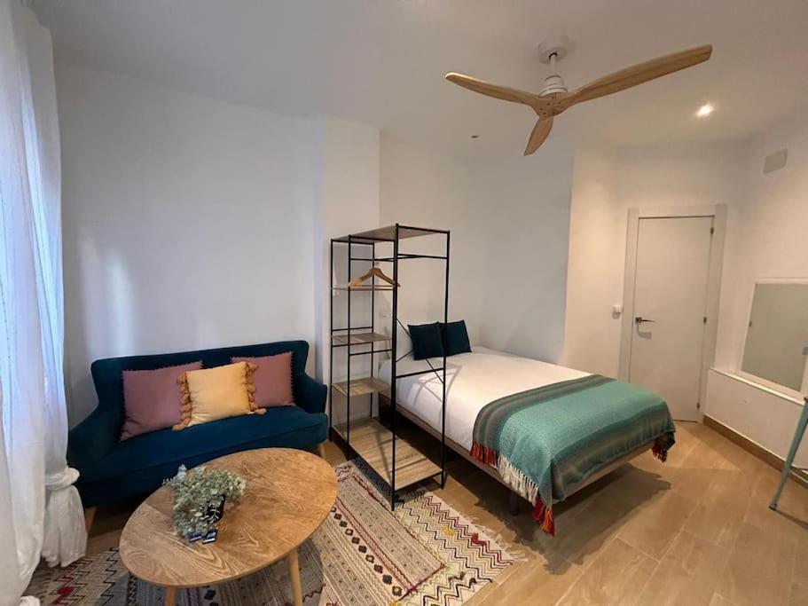 Ideal Studio In Cuatro Caminos - Guipuzcoa Madrid Buitenkant foto